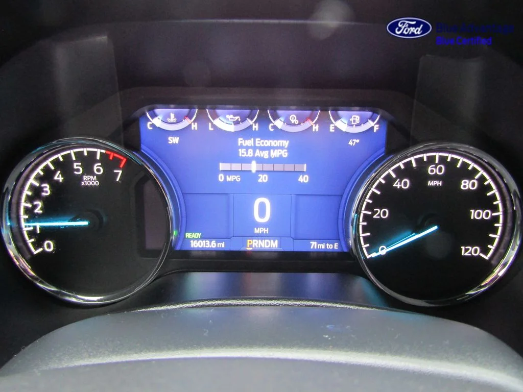 Certified Used 2023 Oxford White Ford XLT image 18
