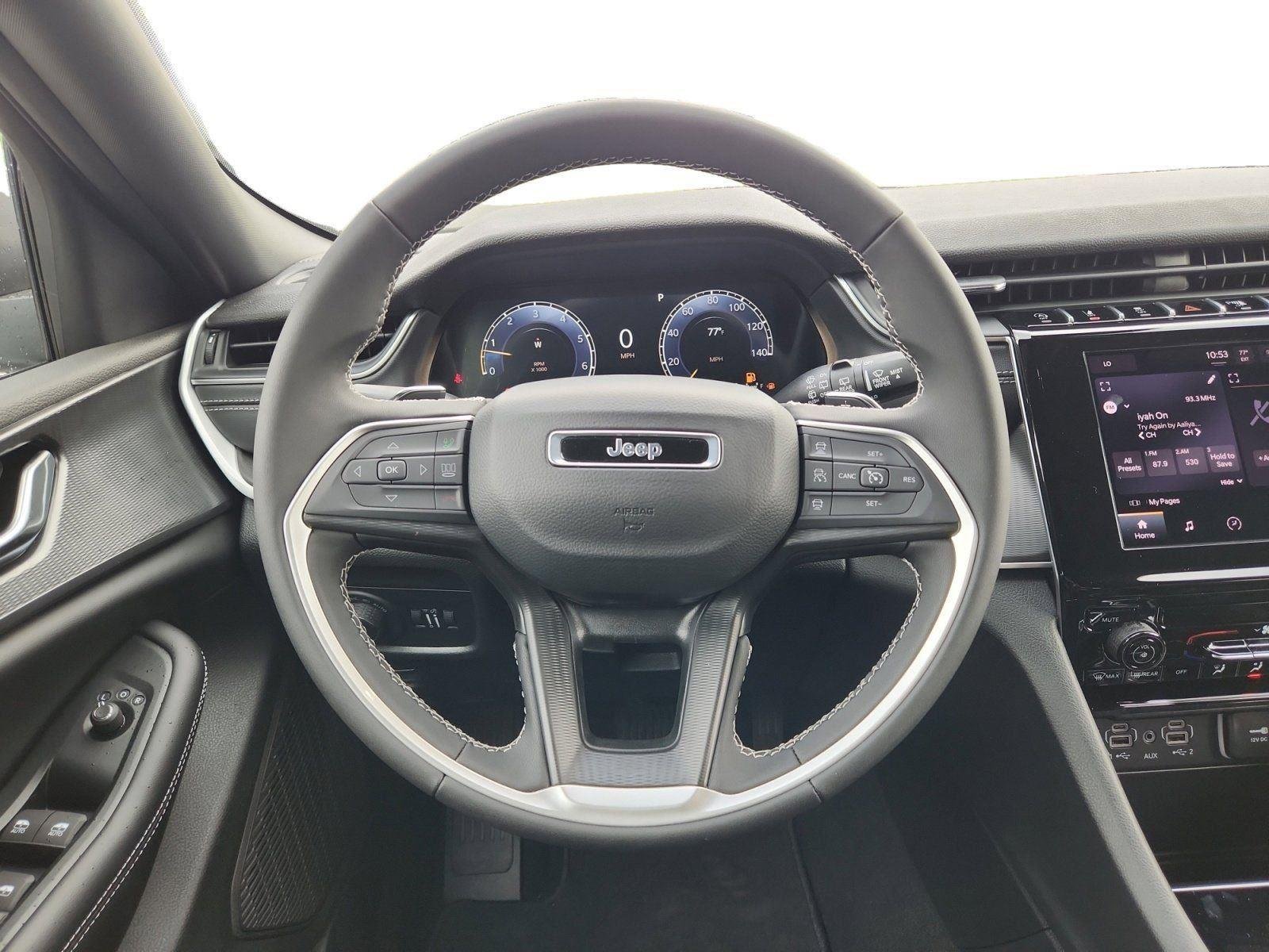 New 2026 Silver Zynith Exterior Paint Jeep Laredo image 22