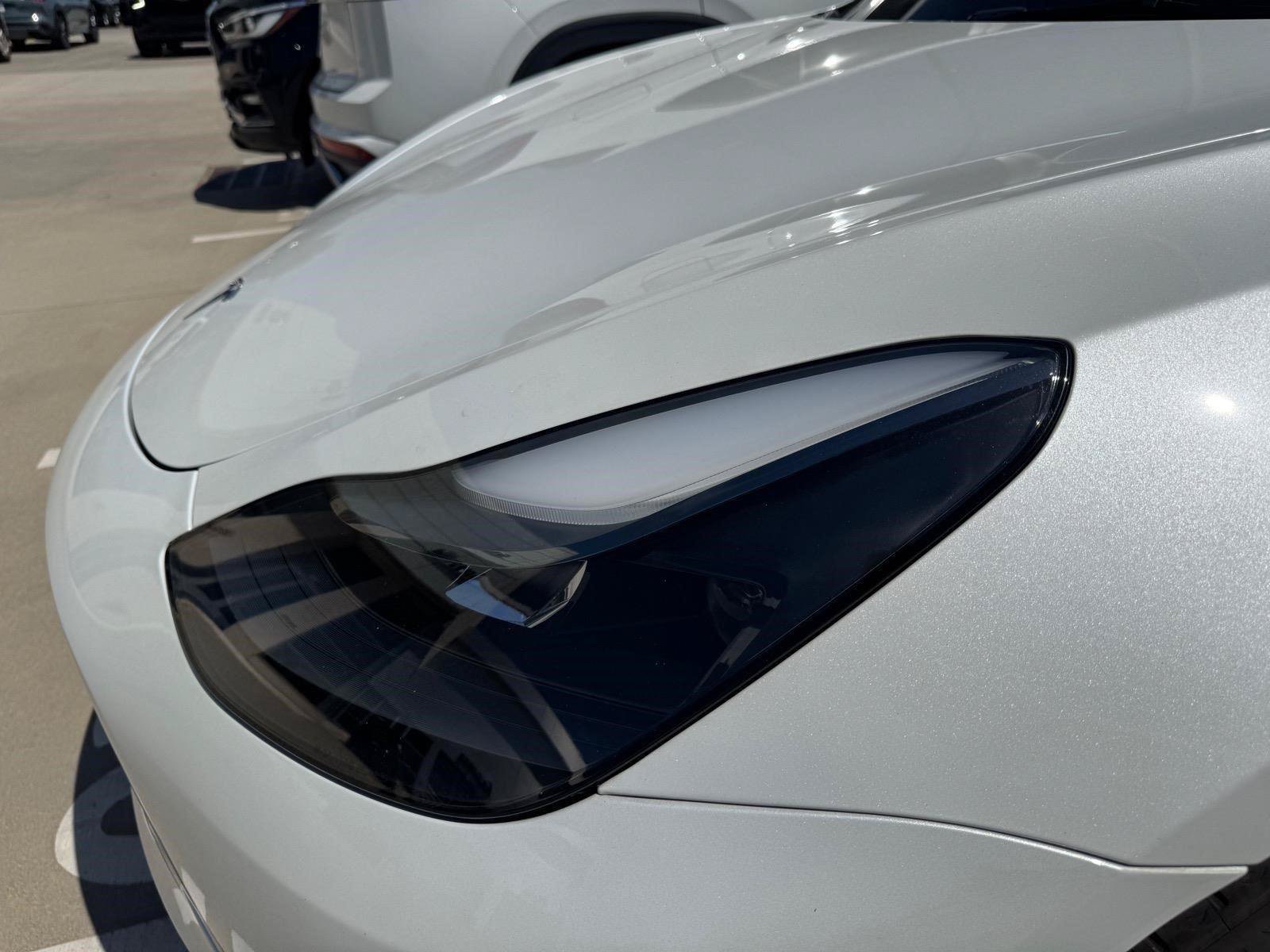 Used 2023  Tesla  image 23