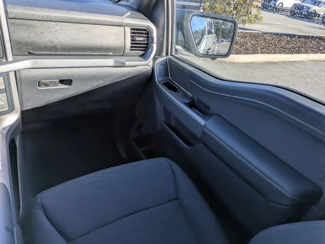 New 2026 Carbonized Gray Metallic Ford XLT image 17