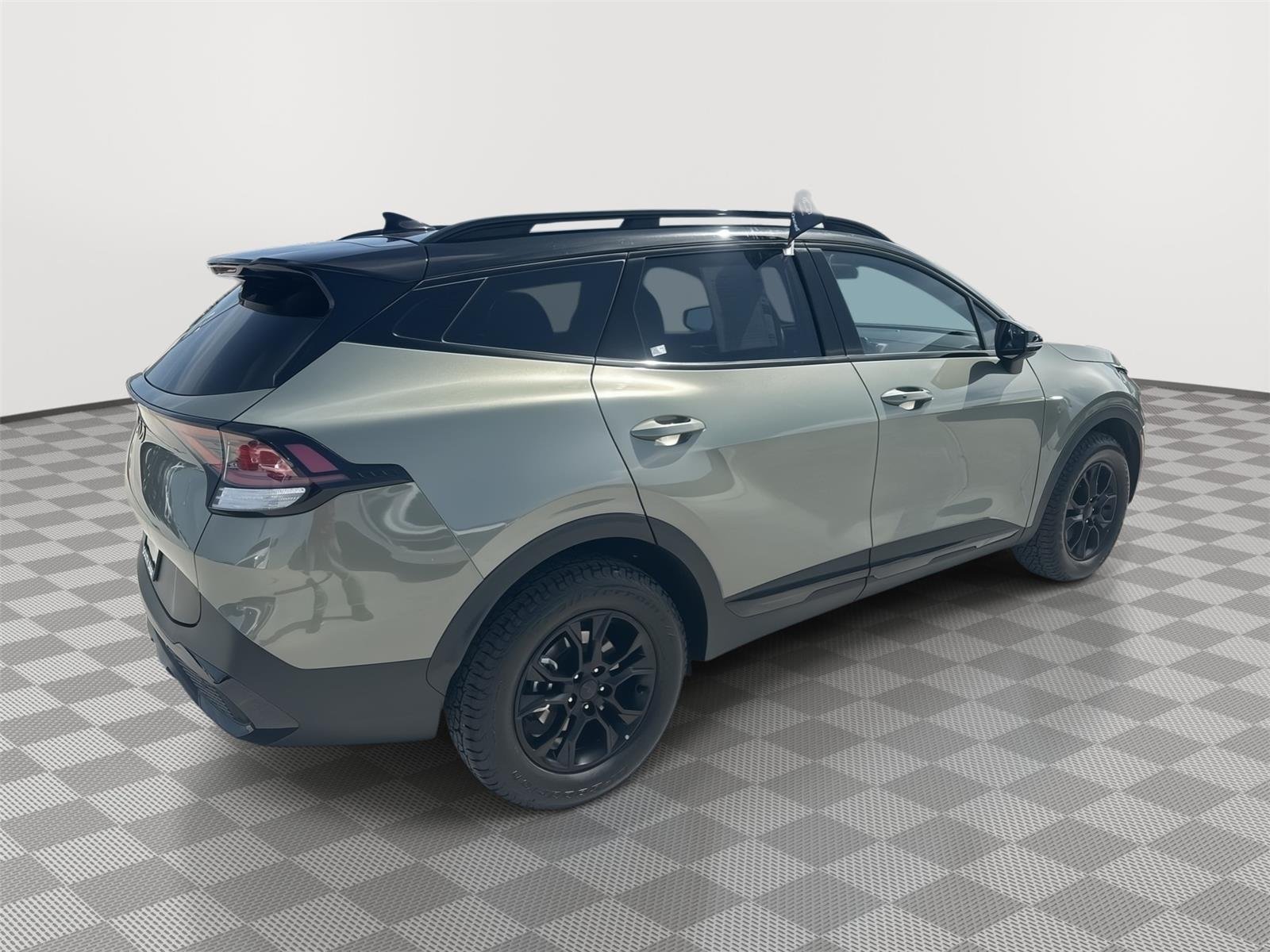 Certified Used 2025 Jungle Green/Ebony Black Roof Kia X-Pro image 4
