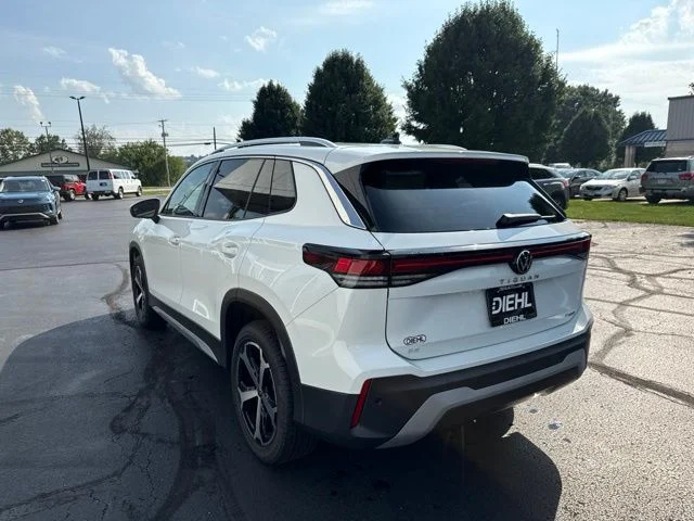New 2026 Pure White Volkswagen SE image 5