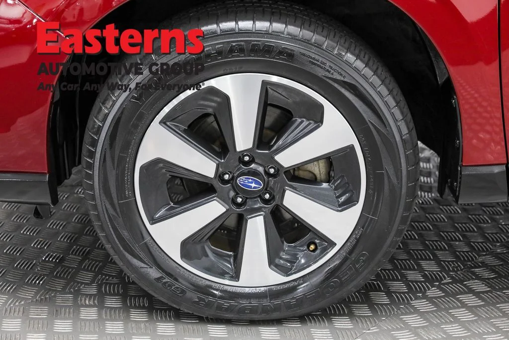 Used 2018 Red Subaru 2.5i Limited image 29