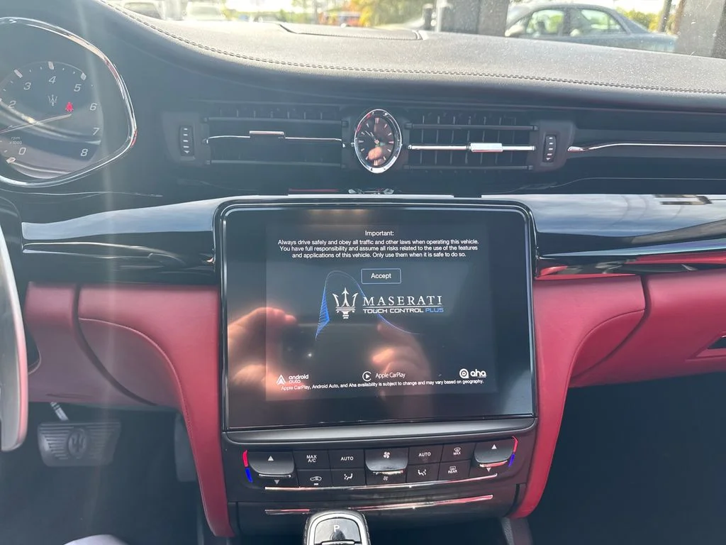 Used 2019  Maserati S GranLusso image 26