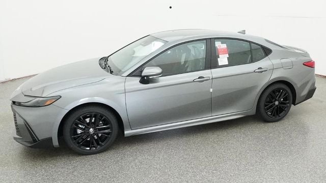 Used 2026  Toyota SE image 14
