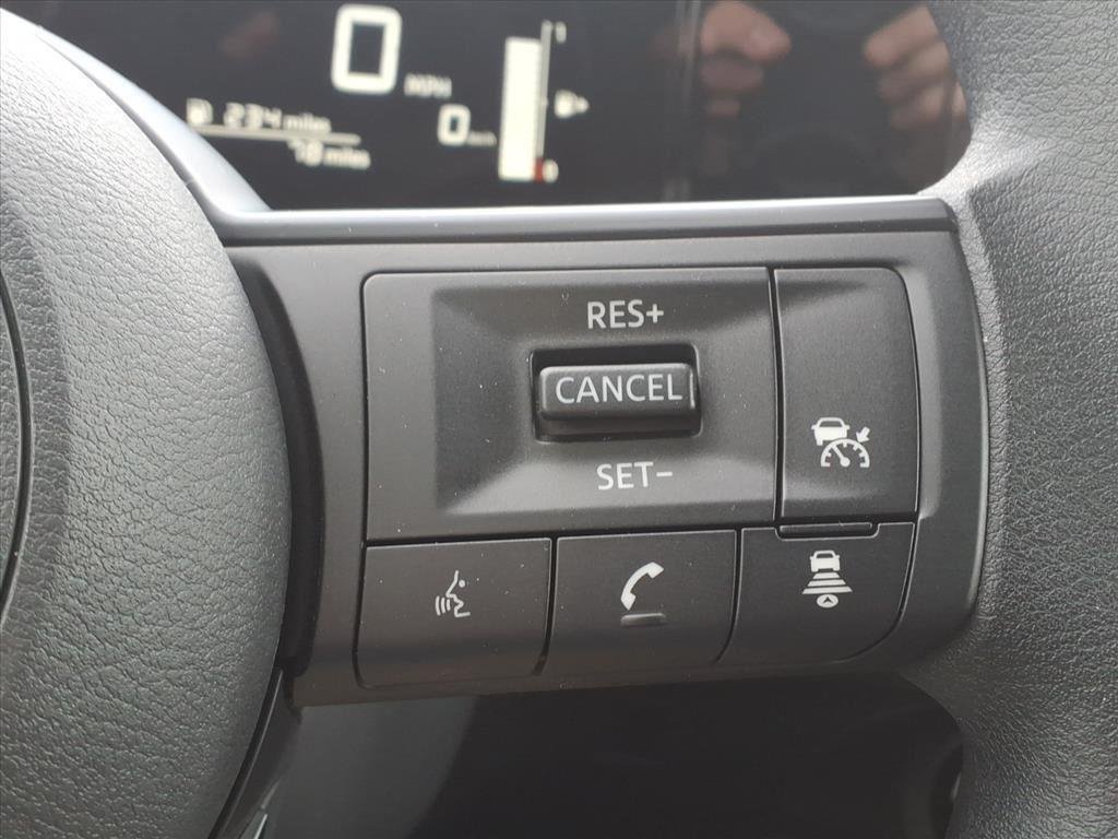 2025 Nissan Kicks SV AWD - Photo 16