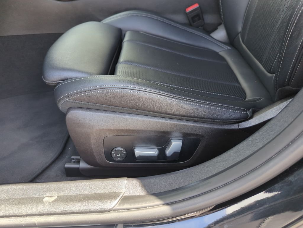 Used 2023 Black BMW 330e iPerformance image 13
