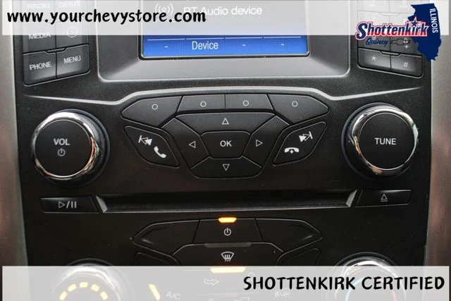 Used 2018 Gray Ford SE image 30