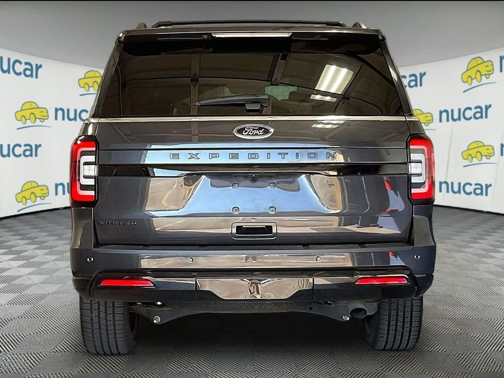 Used 2023 Gray Ford Limited image 5