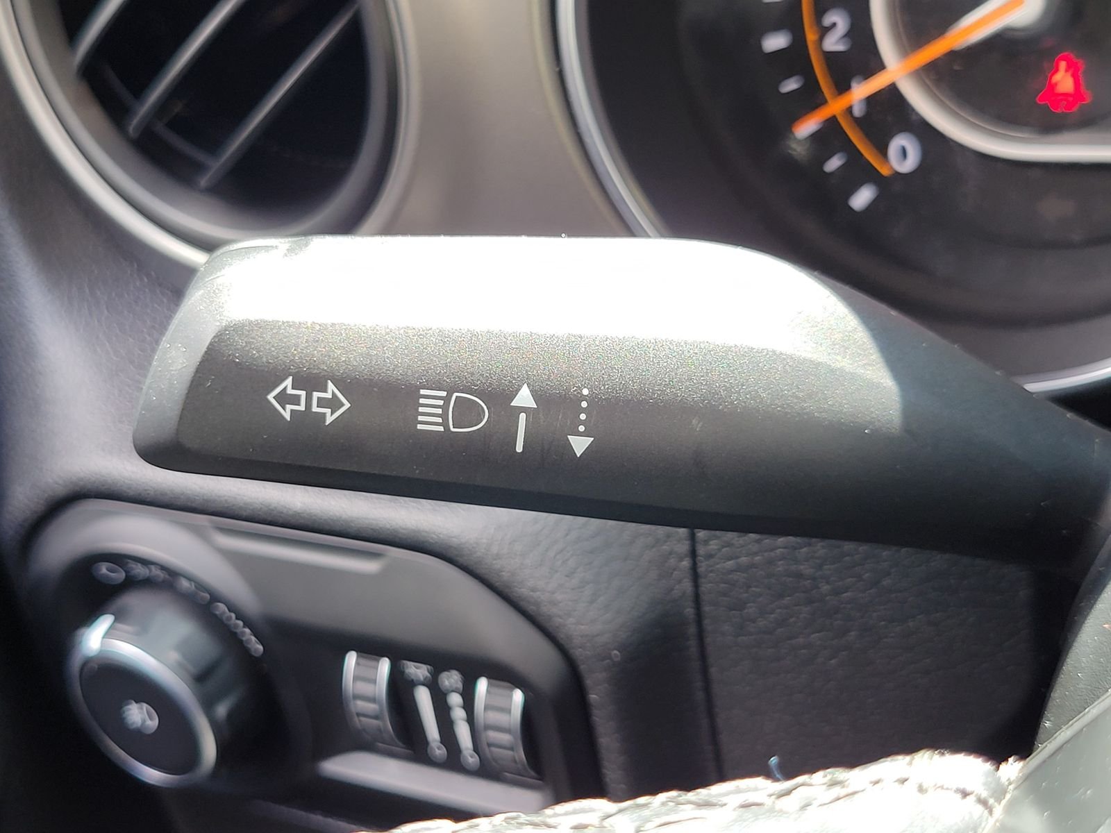 Used 2021 Silver Jeep Unlimited Sport S image 16