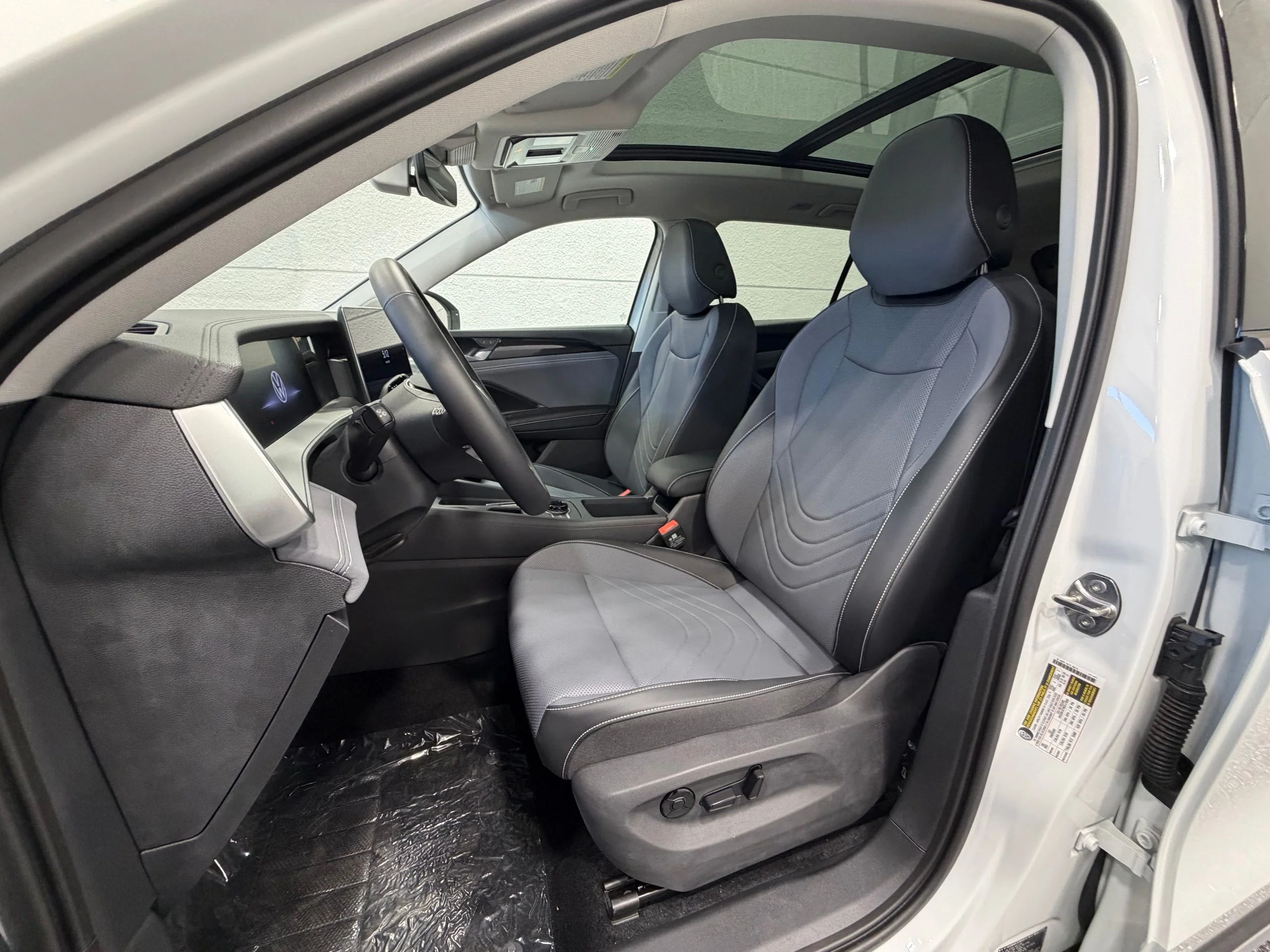 New 2026 White Volkswagen SE image 21
