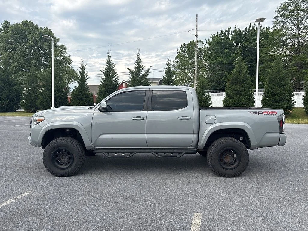 Used 2019  Toyota TRD Sport image 3