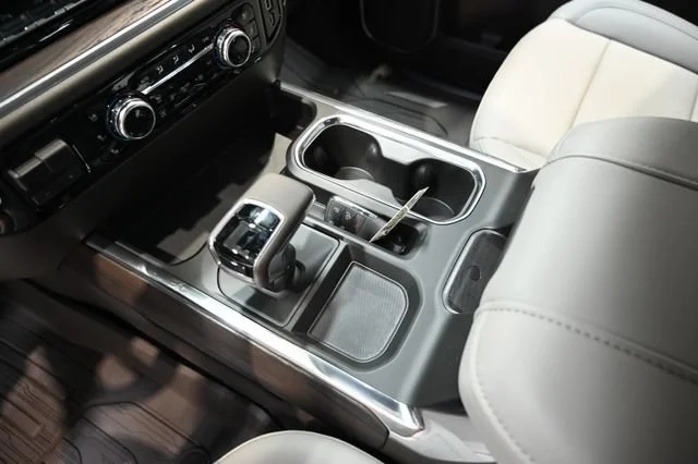 New 2026 Sterling Metallic GMC SLT image 27
