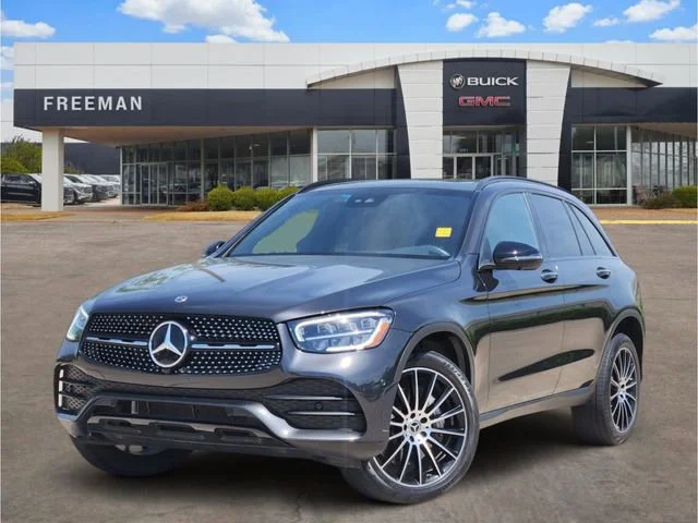 2022 Mercedes-Benz GLC GLC 300's photo