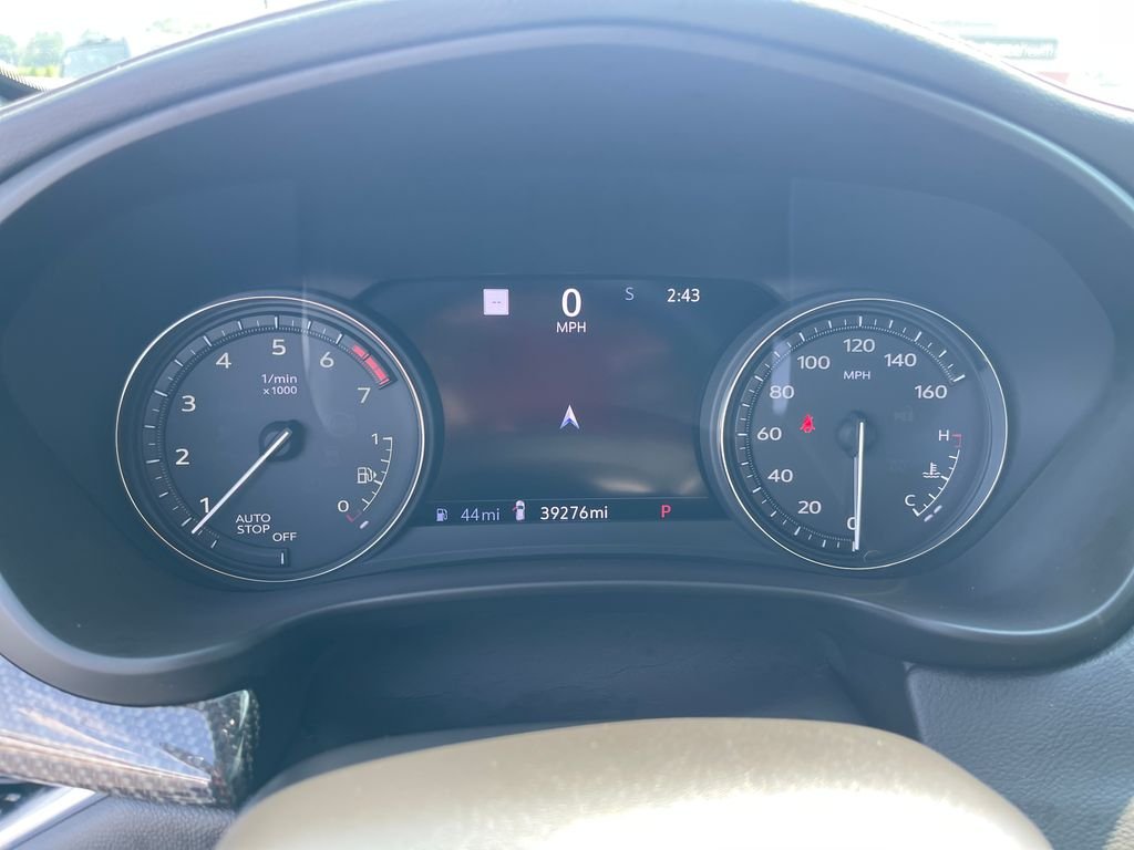 Used 2023 Silver Cadillac Sport image 18