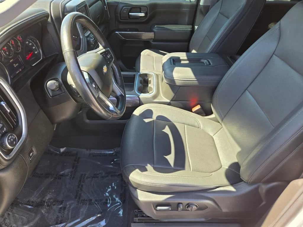 Used 2022 Summit White Chevrolet LTZ image 10