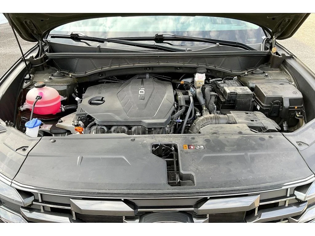 Used 2025 Gray Hyundai SEL image 8