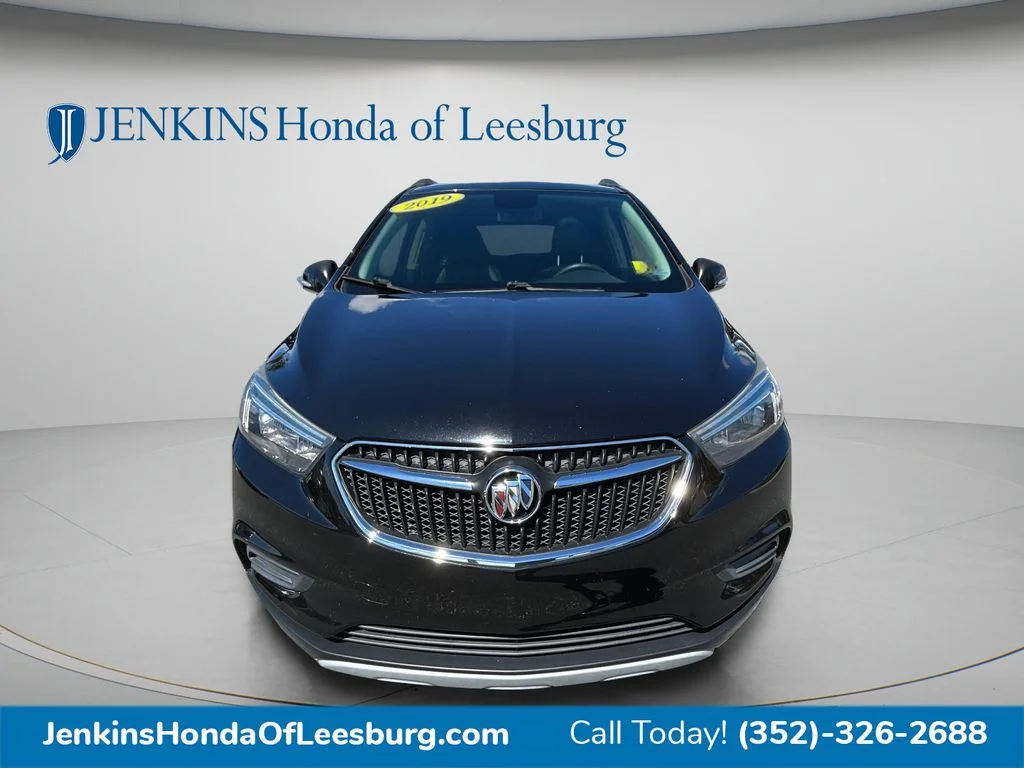 Used 2019 Black Buick Preferred image 9