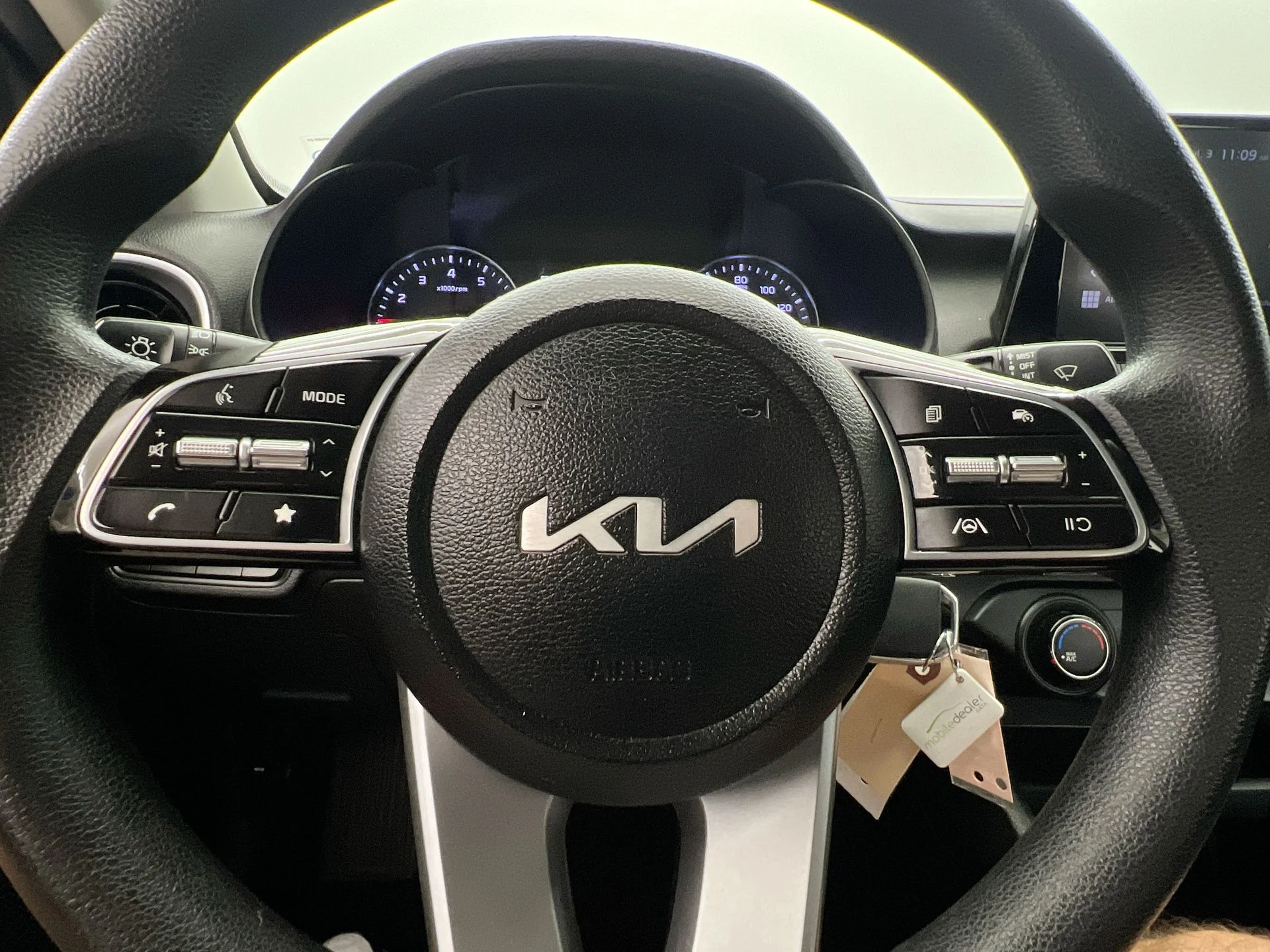 Used 2023 Gray Kia LXS image 28