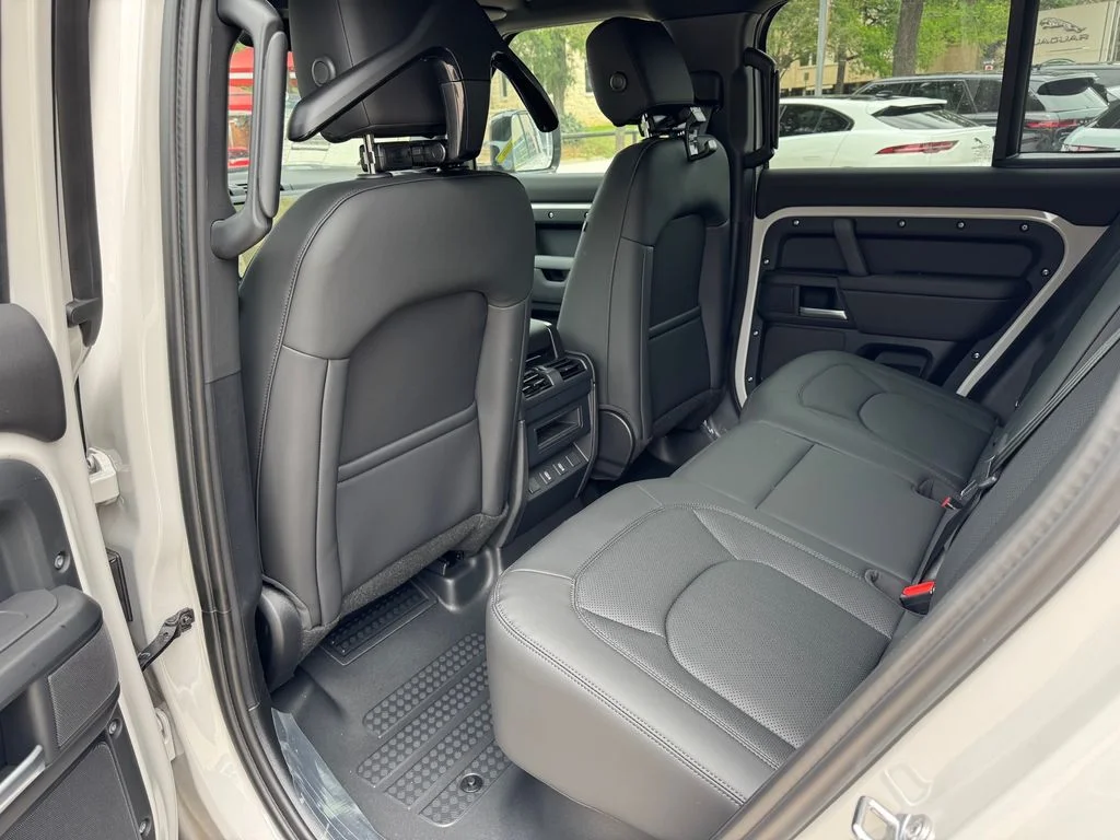 New 2026 Borasco Grey Land Rover S image 14