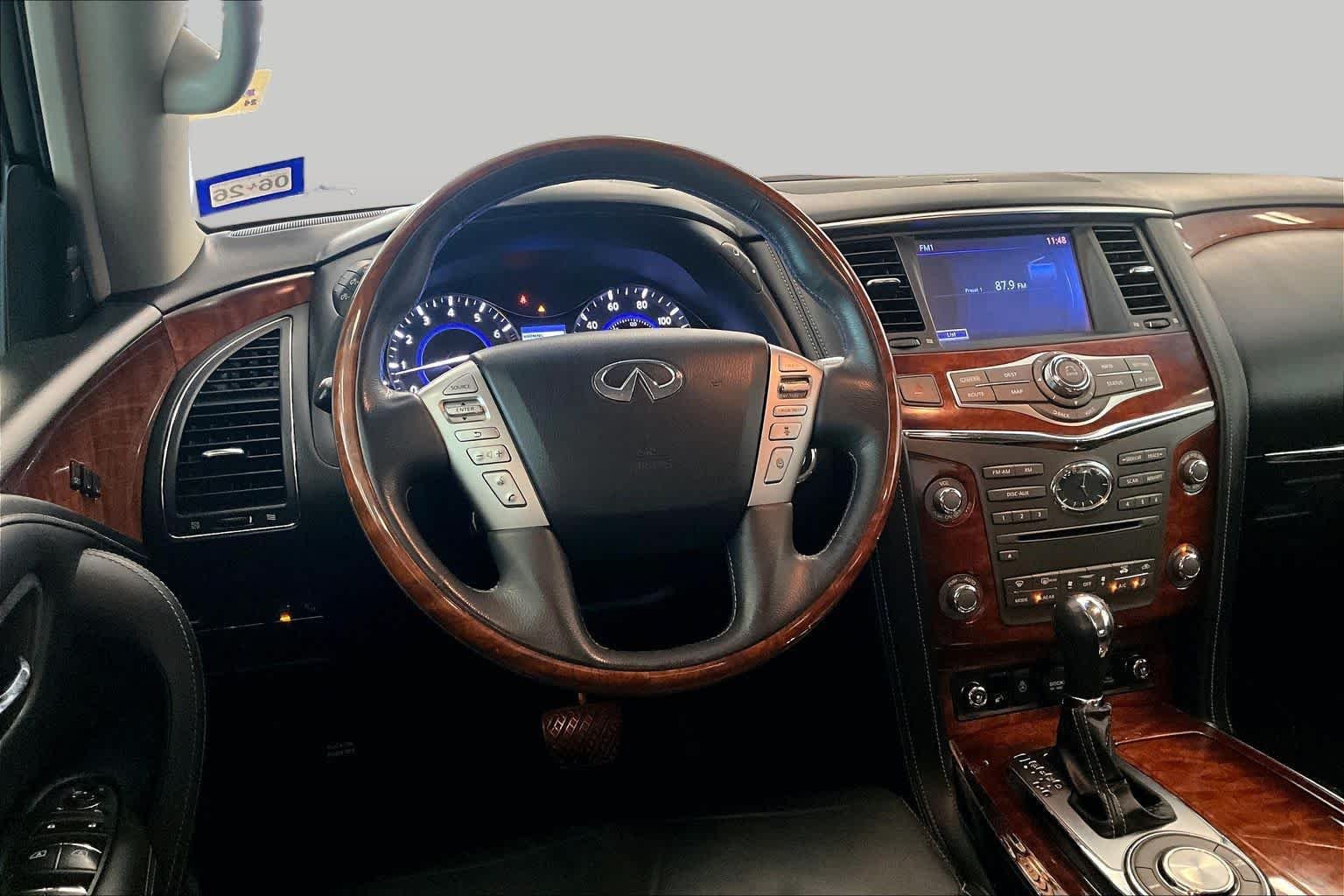 Used 2017 Liquid Platinum INFINITI  image 16