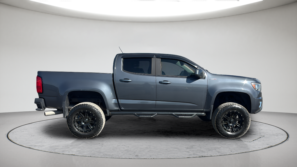 Used 2017 Gray Chevrolet Z71 image 4