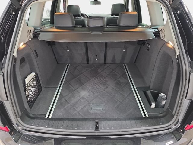 Used 2017 Black Sapphire Metallic BMW xDrive28i image 35