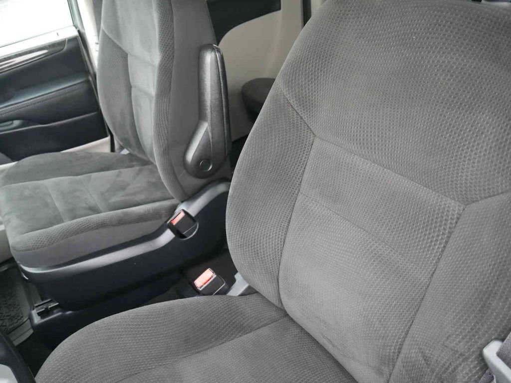Used 2017 Black Dodge SE image 25