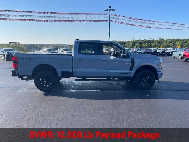 Used 2025 Gray Ford Lariat image 9