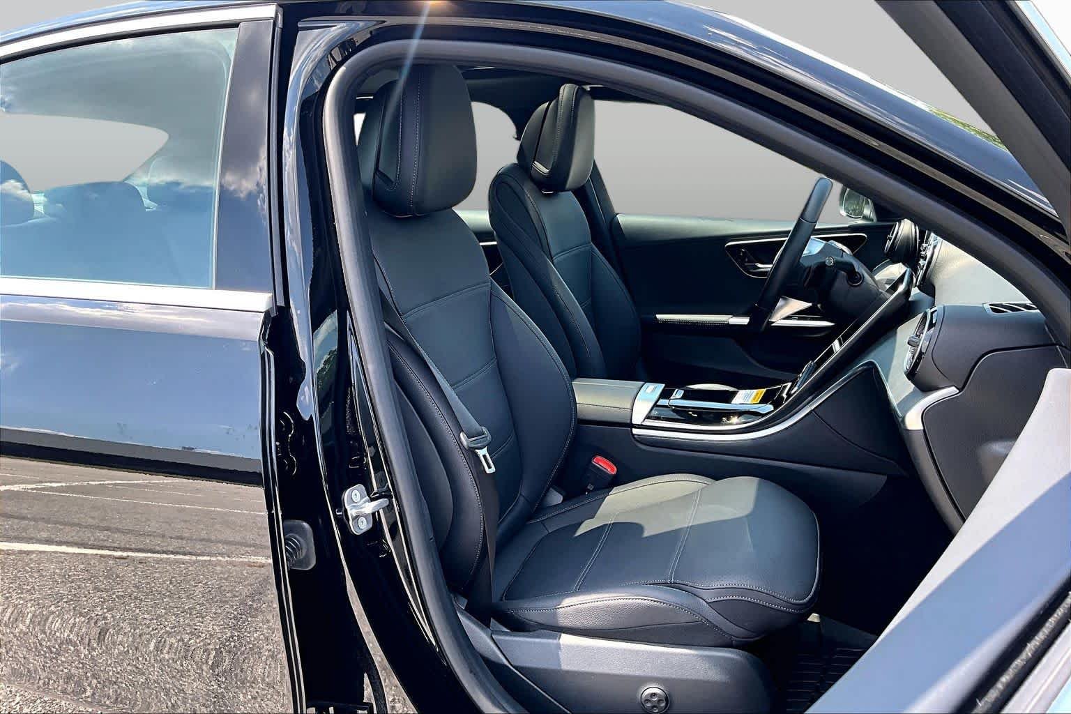 Used 2025 Black Mercedes-Benz C 300 image 9