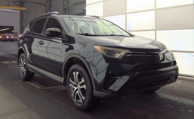Used 2018 Toyota RAV4 LE with VIN JTMZFREV4JJ165057 for sale in Lilburn, GA