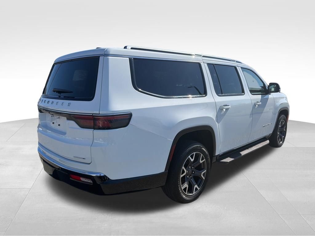 Used 2024 White Jeep Series III image 5