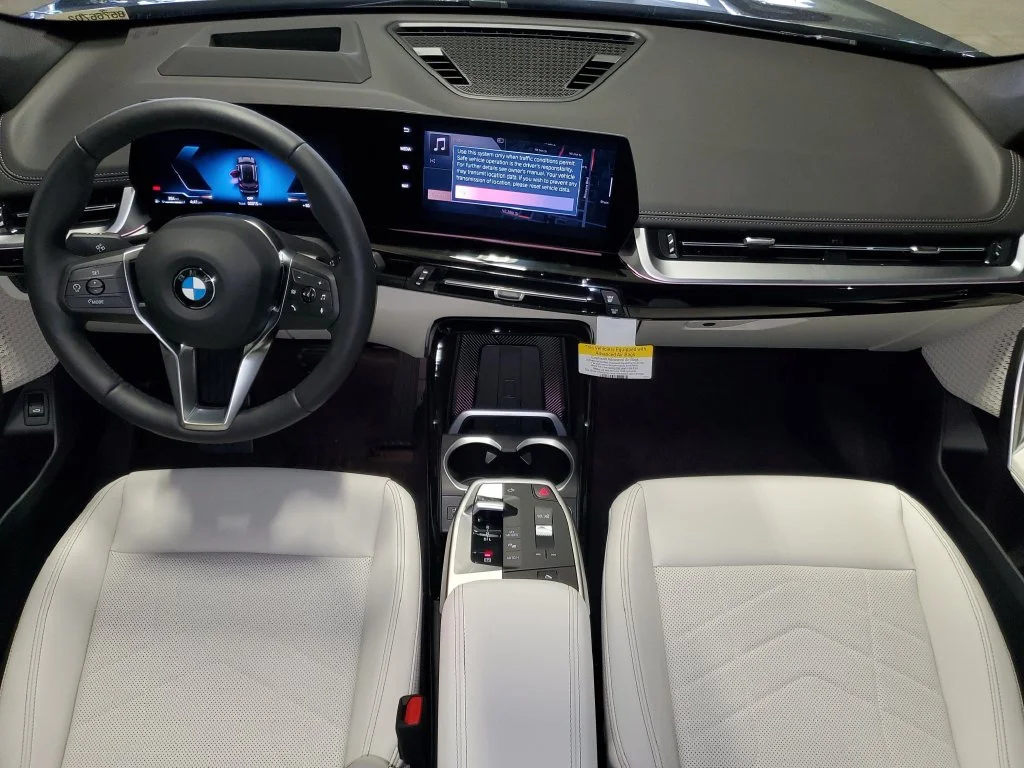 New 2027 Black BMW xDrive28i image 13