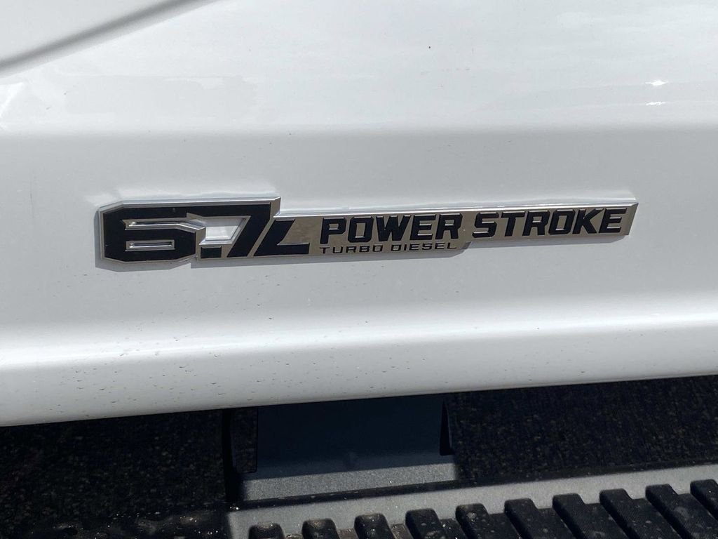 New 2026 Oxford White Ford F-350® XL image 9