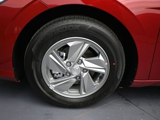 Certified Used 2026 Red Hyundai SE image 21