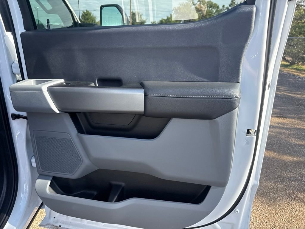 New 2026 White Ford XLT image 34