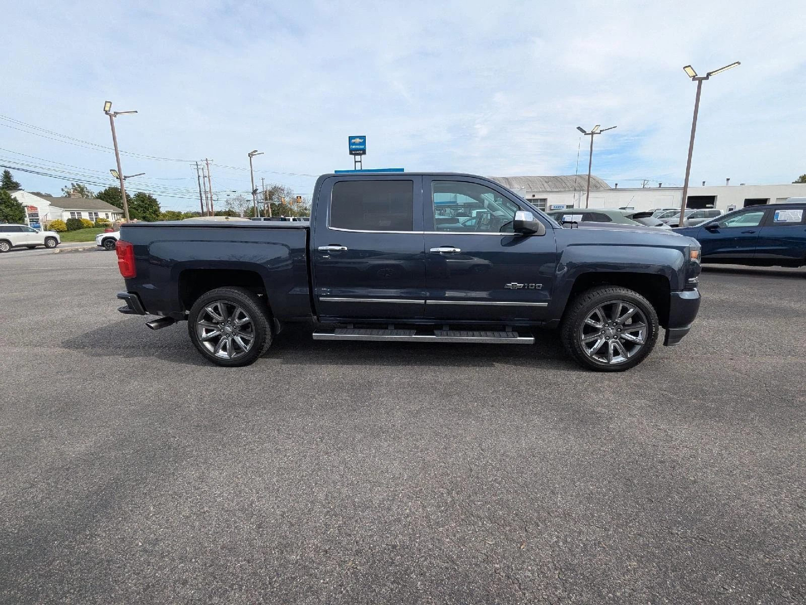 Used 2018 Centennial Blue Metallic Chevrolet LTZ image 8