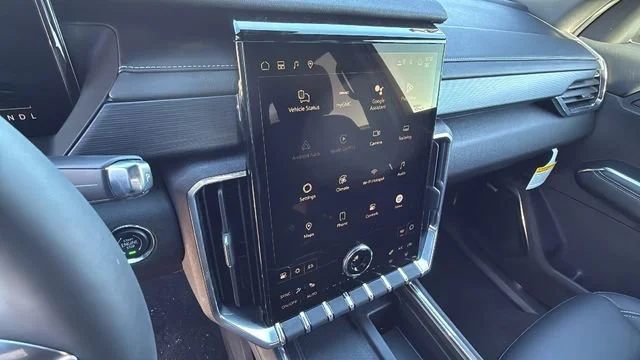 New 2026 Sterling Metallic GMC Elevation image 15