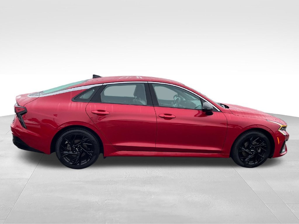 Used 2025 Red Kia GT-Line image 6