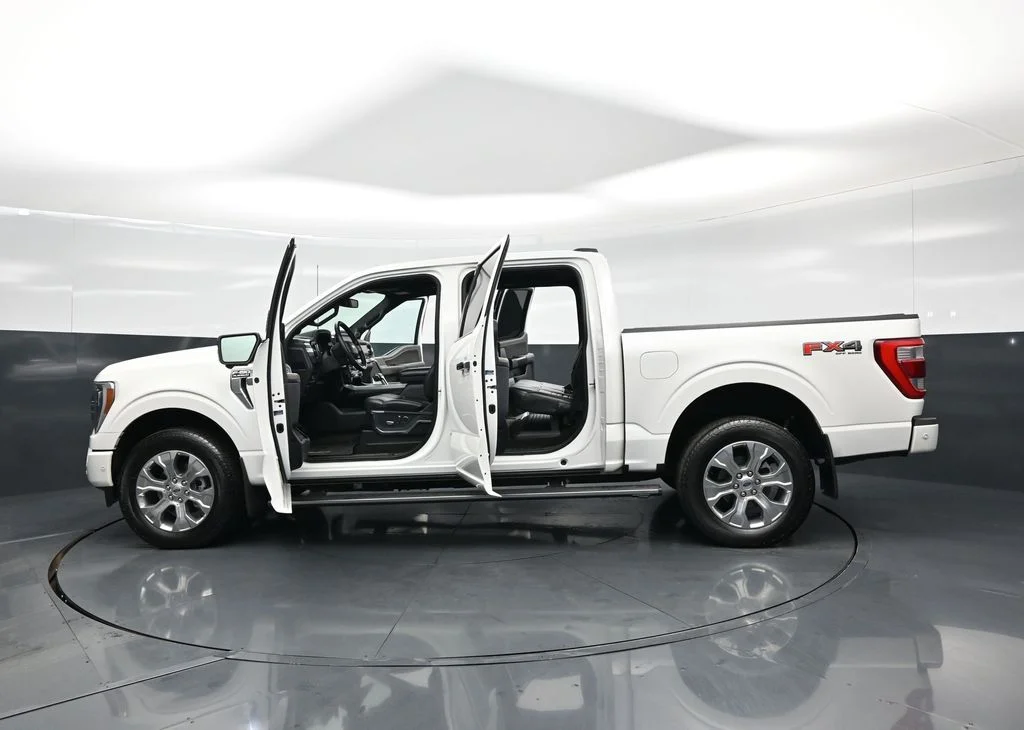 Used 2023 White Ford Platinum image 35