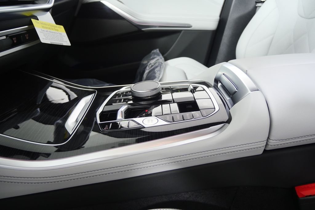 Used 2026 Skyscraper Grey Metallic BMW xDrive50e image 22