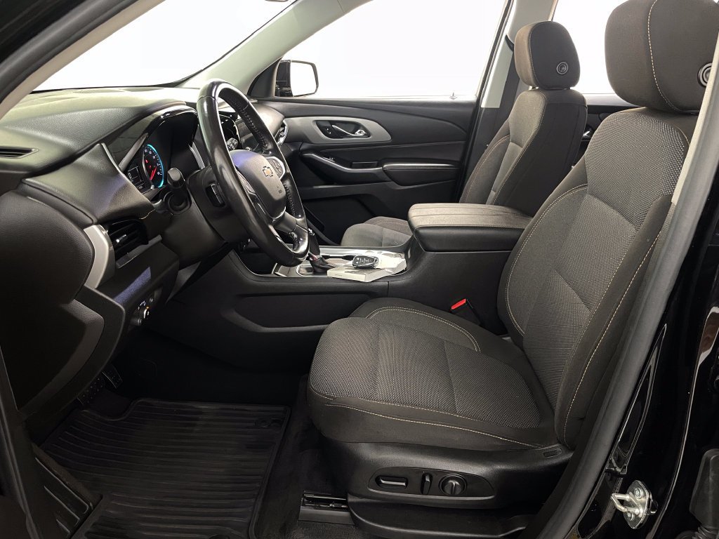 Certified Used 2019 MOSAIC BLACK METALLIC Chevrolet LT Cloth image 7