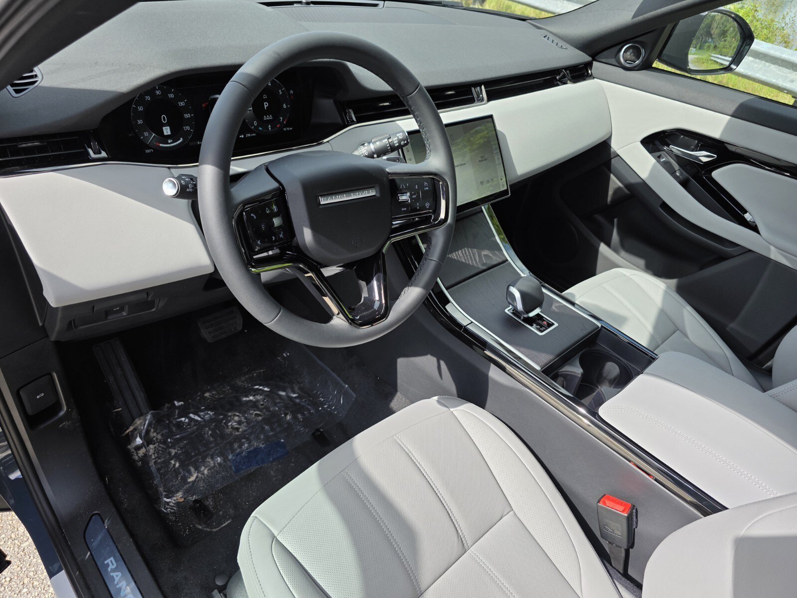 New 2026 Tribeca Blue Land Rover P250 S image 10