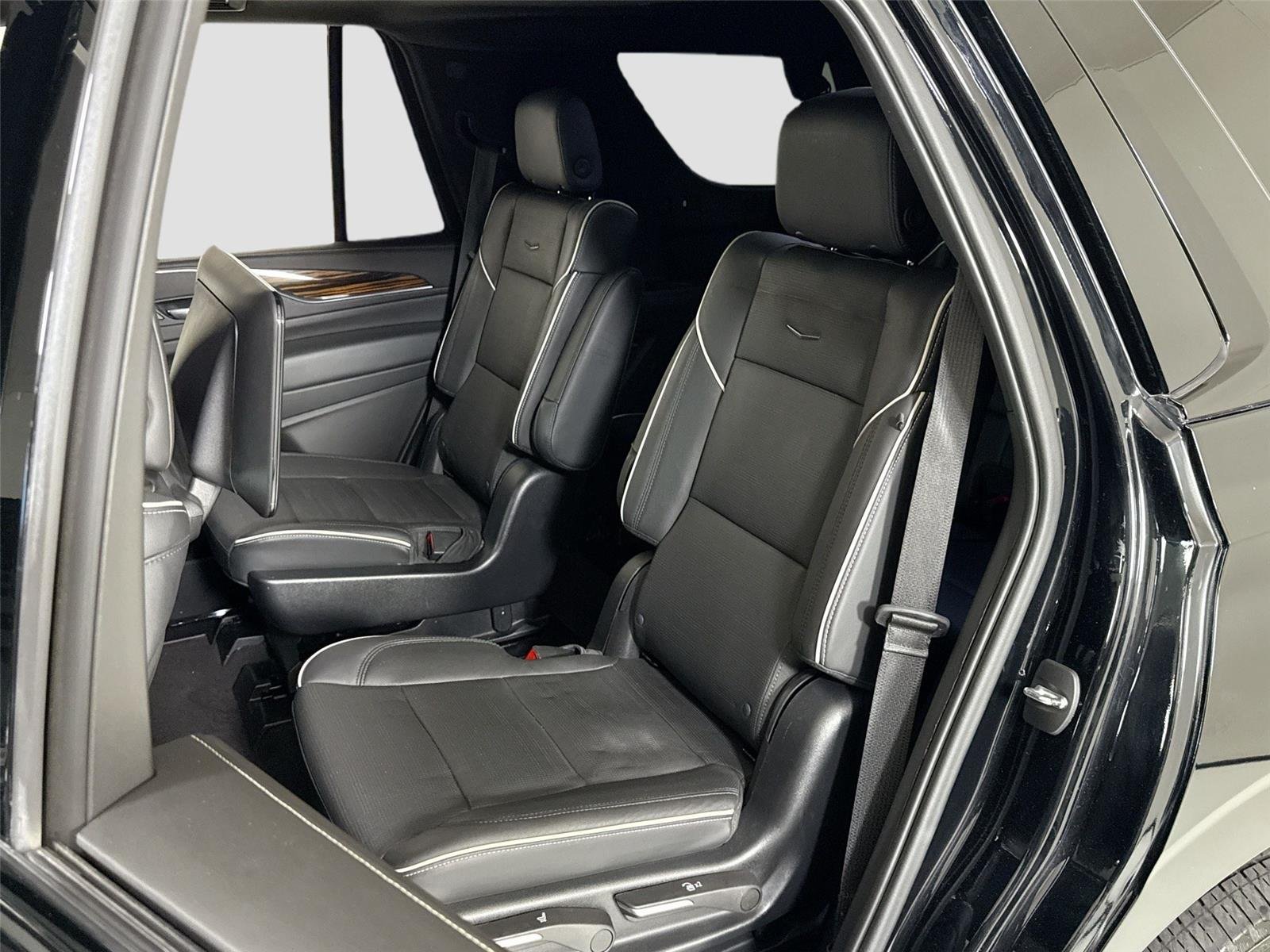 Used 2023 Black Raven Cadillac 4WD Premium Luxury | Super Cruise | Rear Seat Entertainment image 26