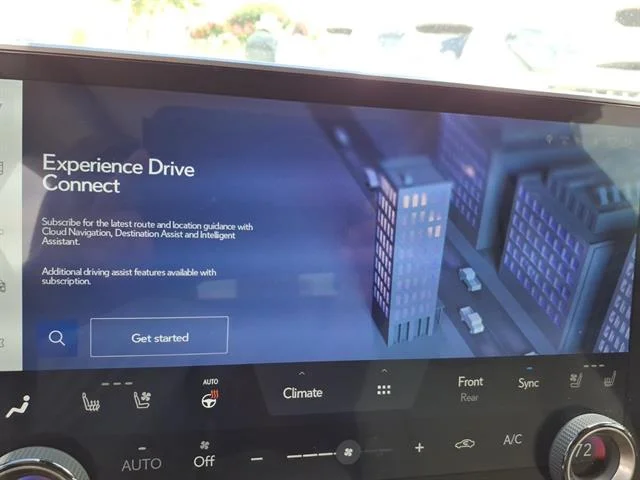 Used 2023 Iridium Lexus Luxury image 5