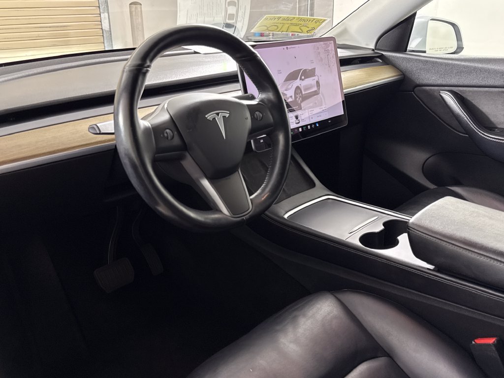 2022 Tesla Model Y Long Range - Photo 19