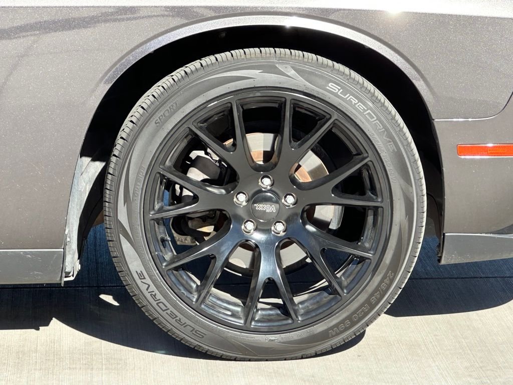2020 Dodge Challenger SXT photo 4
