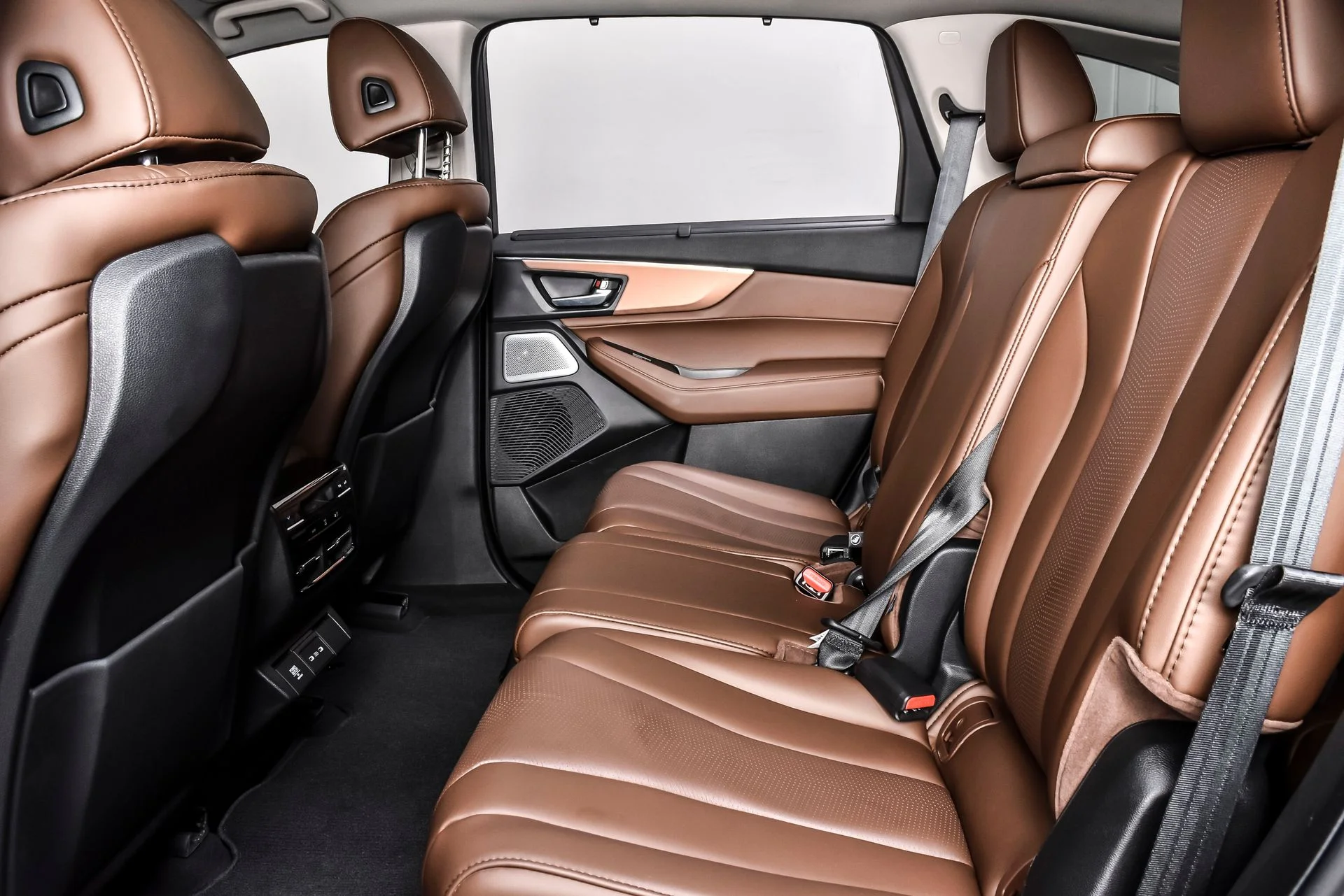 Used 2025 Majestic Black Pearl Acura Technology Package image 16