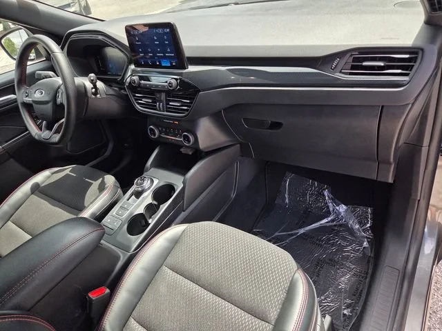 2025 Ford Escape ST-Line - Photo 15