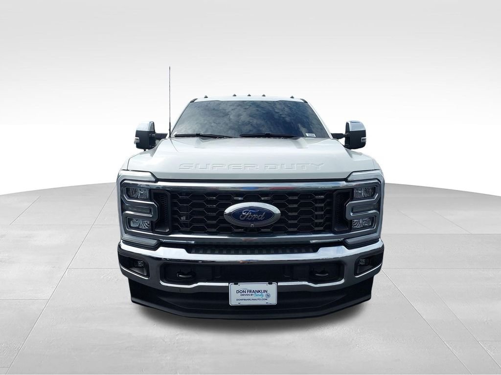 Used 2025 White Ford Lariat image 8
